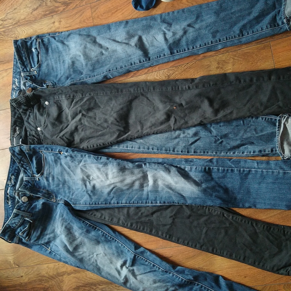 3 pairs AE jeans ALL INCLUDED